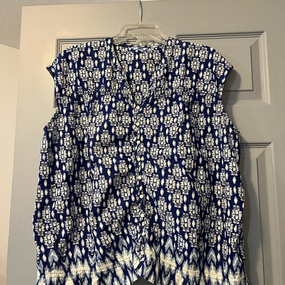 Izod Blue and White Tie Front Blouse